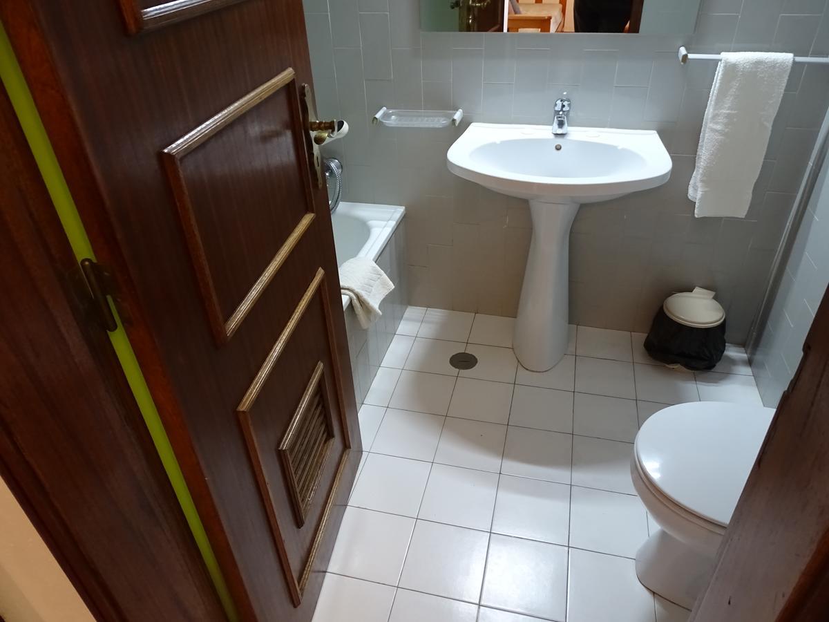 Falfeira Apartments Лагос Екстериор снимка