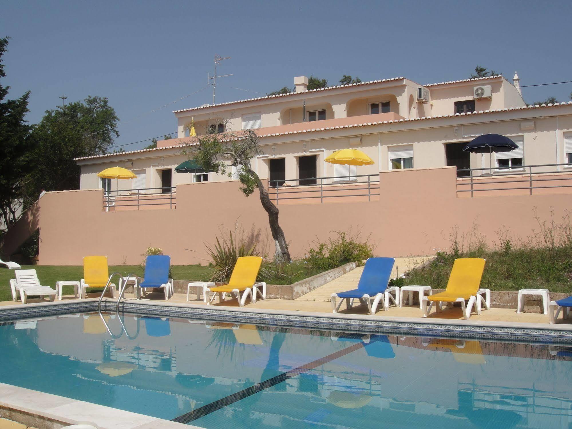 Falfeira Apartments Лагос Екстериор снимка
